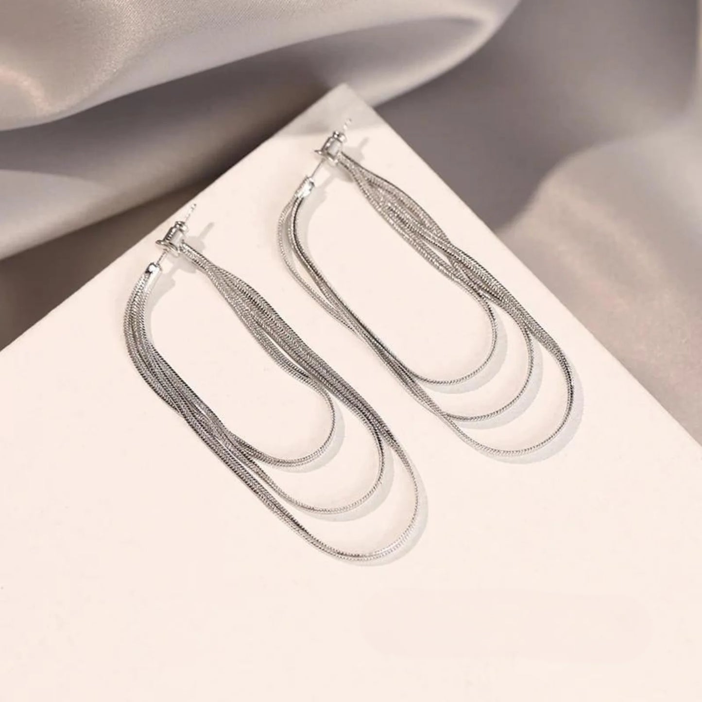 Orecchini Quinn – Tidlös elegans, subtil styrka